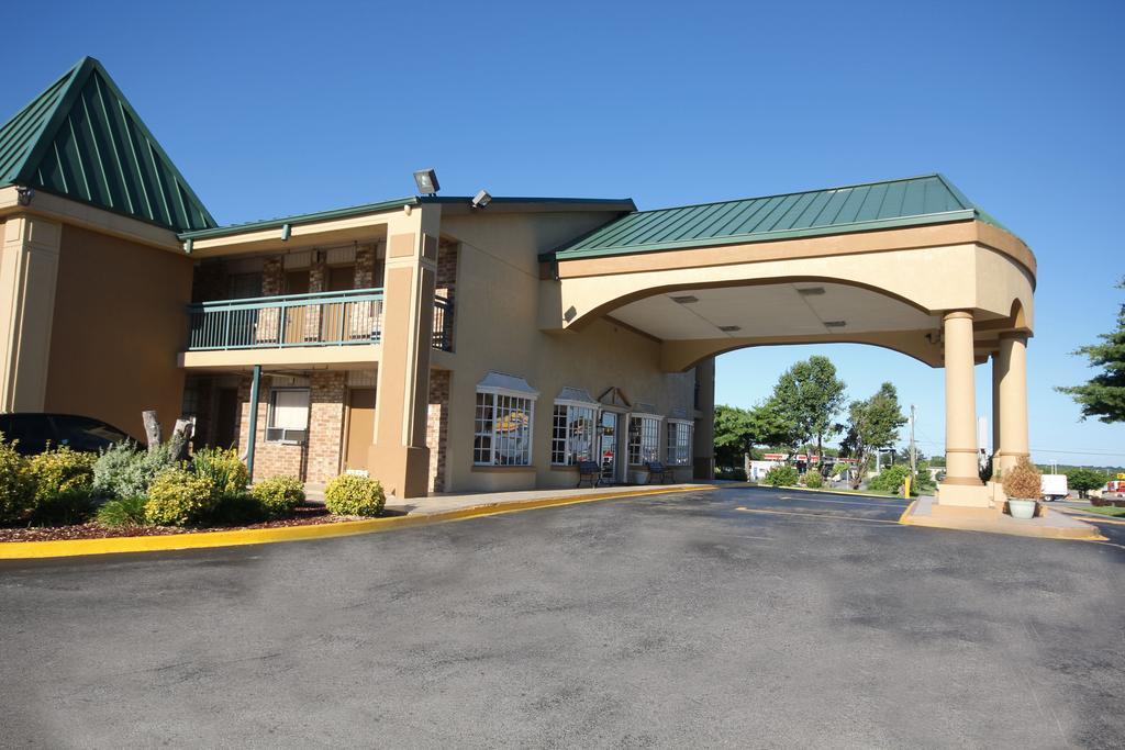 Rodeway Inn & Suites Nashville Exterior foto
