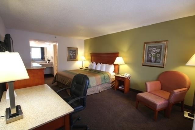 Rodeway Inn & Suites Nashville Exterior foto