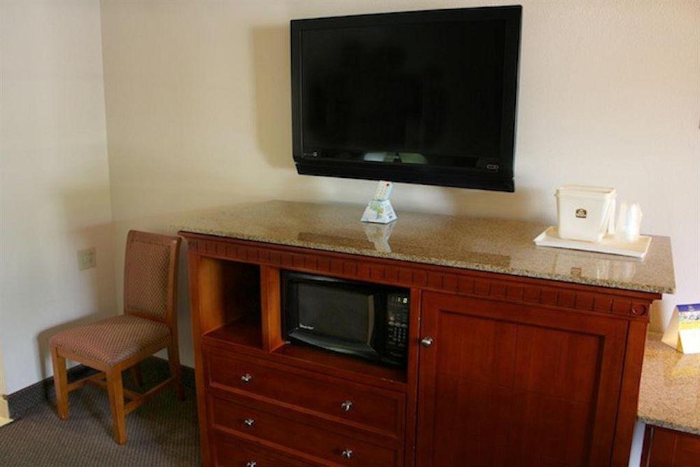 Rodeway Inn & Suites Nashville Zimmer foto